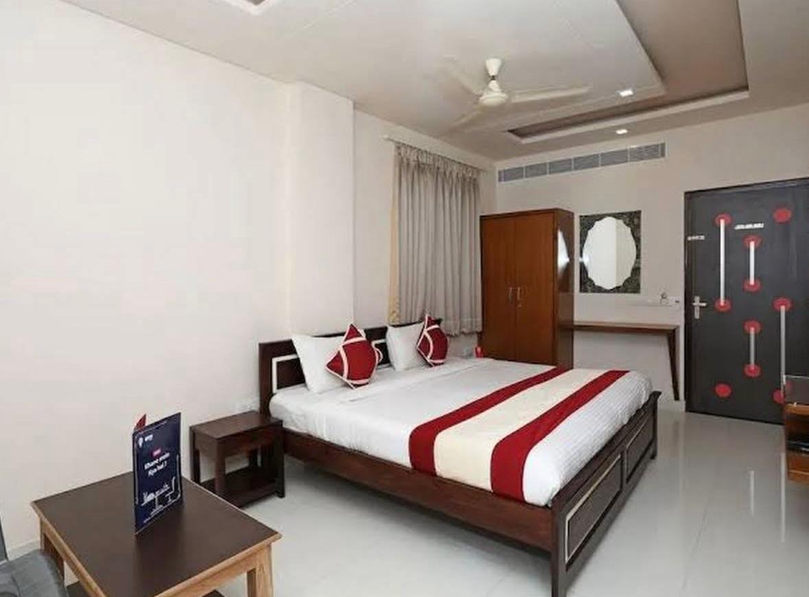 Hotel Maharani Resorts-Mansarovar-Jaipur